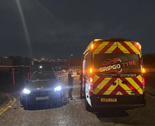 24/7 Emergency Service for Tyre Issues
